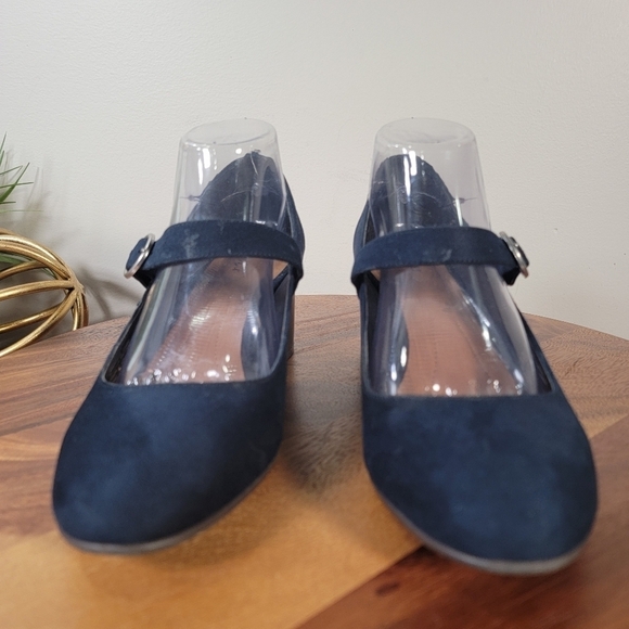 Style & Co Blue Faux Suede Mary Jane heels Size 9.5 - Picture 5 of 17